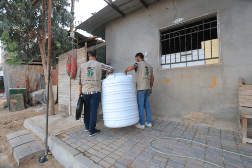 مشروع توزيع خزانات مياه الشرب